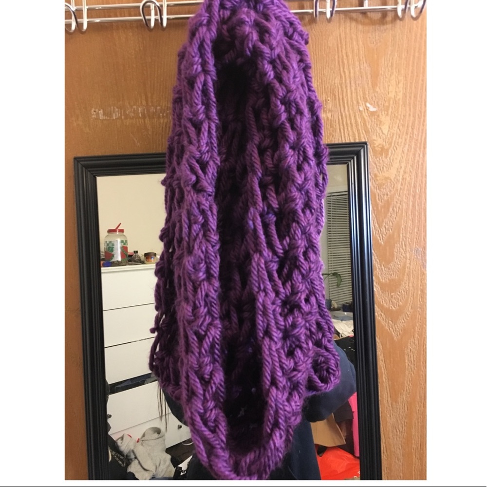 Infinity scarf